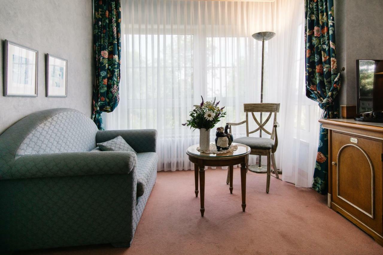 Landhaus Keller - Hotel & Restaurant Malterdingen Екстериор снимка