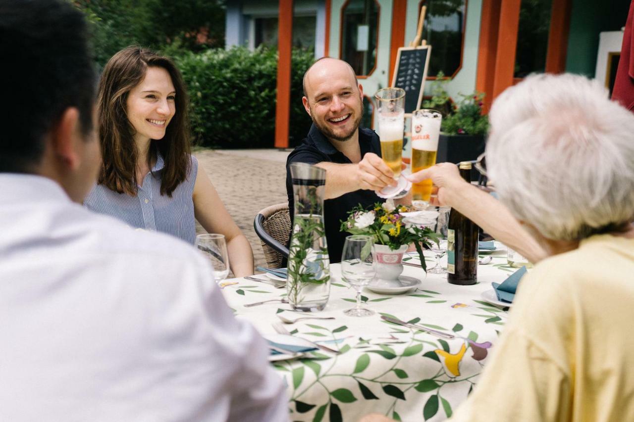Landhaus Keller - Hotel & Restaurant Malterdingen Екстериор снимка